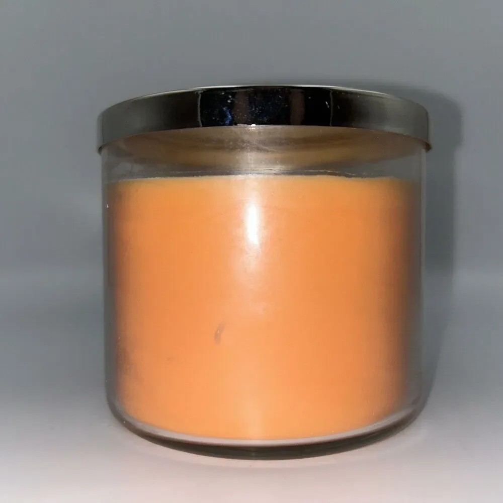 Bath & Body Works White Barn Peach Bellini Large 3-Wick Scented Candle 14.5 oz. - Picture 2 of 5